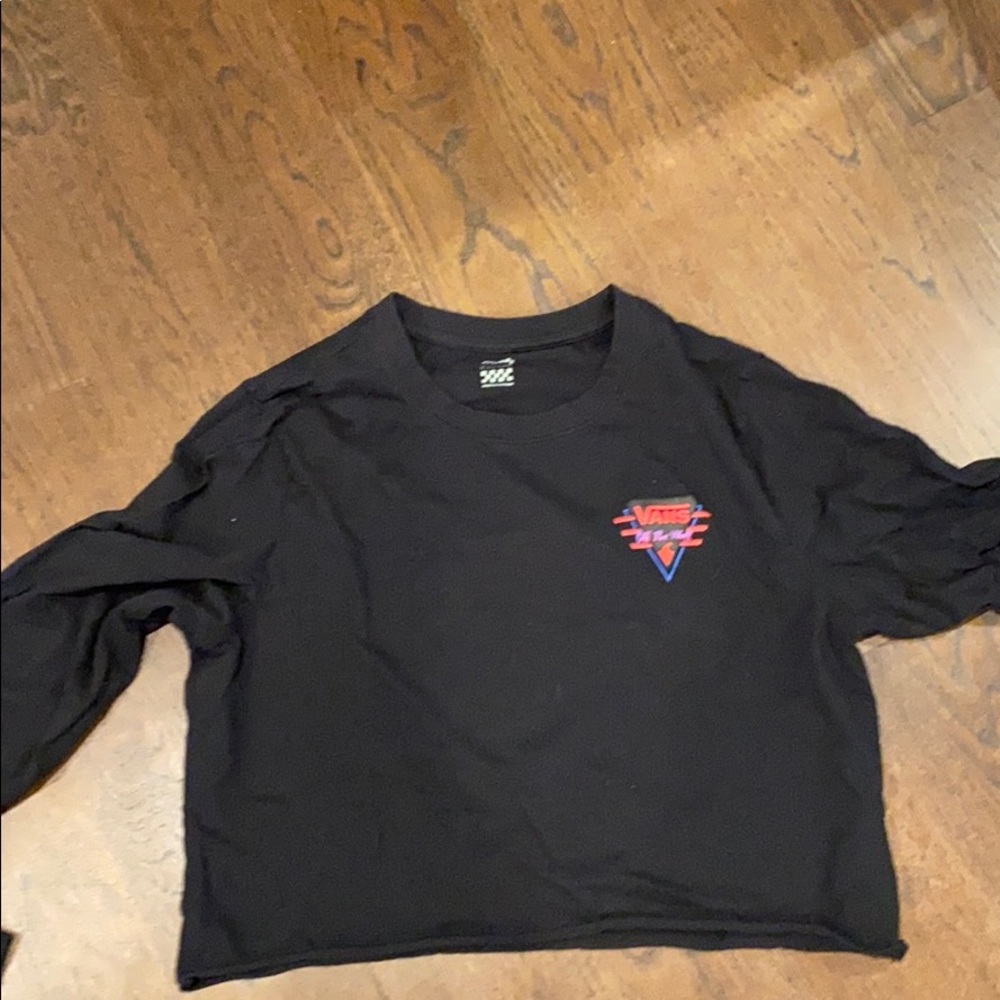 Black vans cropped long sleve